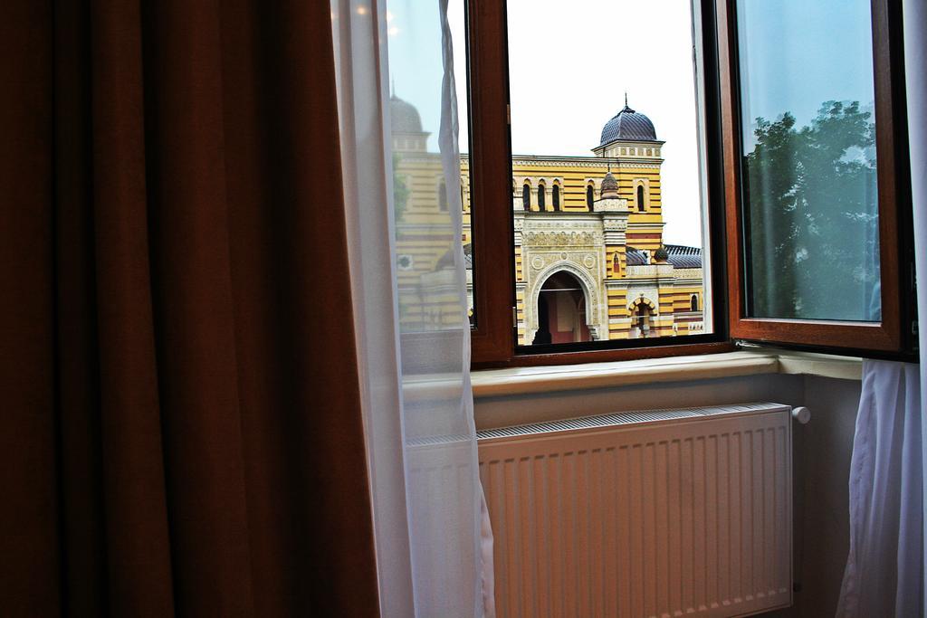 Rustaveli Hotel Tbilisi Exterior photo